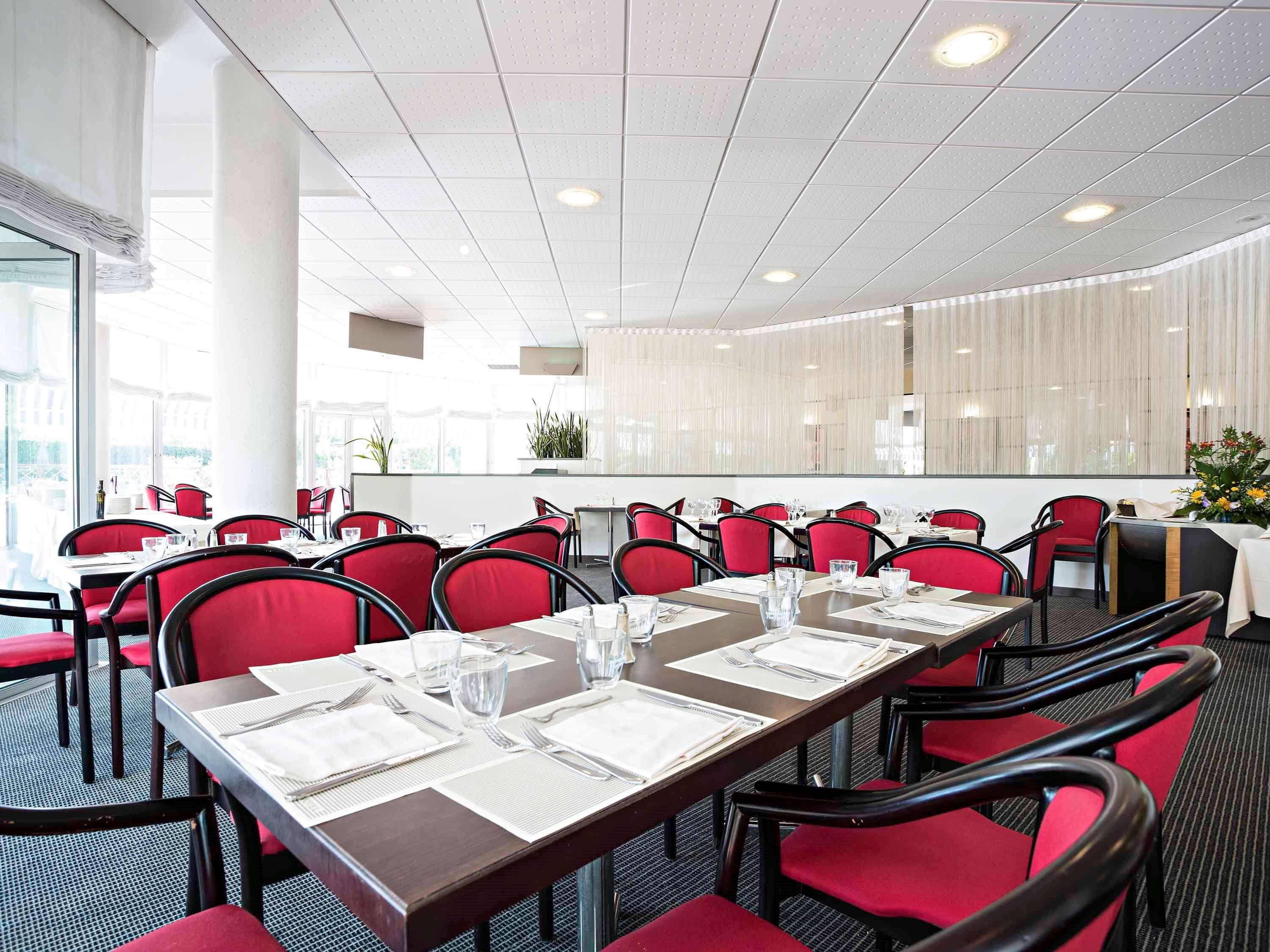 Novotel Caserta Sud Exterior photo